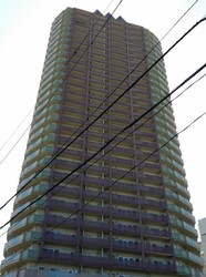 ローレルコート新宿タワー 建物画像1