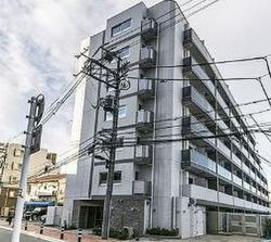 プレール・ドゥーク新宿ウエスト 建物画像1