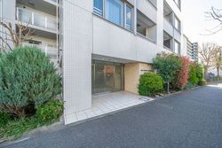 ライオンズマンション高田馬場サウスレジデンス 建物画像1