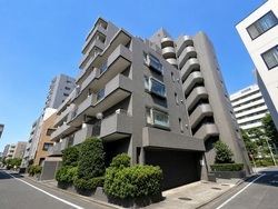 クレアール余丁町 建物画像1