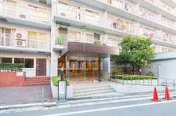 西新宿ハウス 建物画像1
