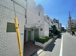 パレロワイヤル目黒平町 建物画像1
