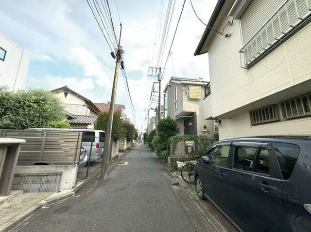 新宿区西落合１丁目　中古一戸建て