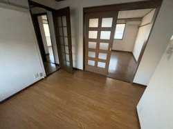 世田谷区成城８丁目　中古一戸建て　20,000万円　 建物画像1