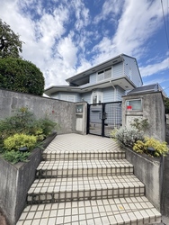 杉並区本天沼２丁目　中古一戸建て　43,000万円 建物画像1