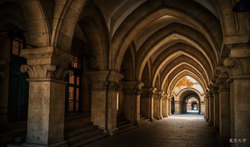 文京区本郷４丁目　土地　168,000万円　 建物画像1