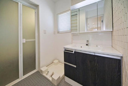 新宿区中井２丁目　中古一戸建て　11,880万円　　 建物画像1