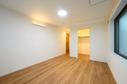 大田区東雪谷３　新築一戸建て　12,480万円　 建物画像1