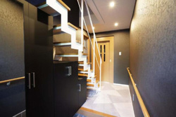 港区赤坂４丁目　中古一戸建て　29,000万円　　 建物画像1