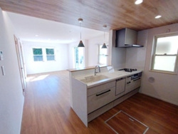 世田谷区祖師谷６丁目　中古一戸建て　7,899万円　 建物画像1