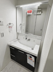 新宿区喜久井町　新築一戸建て　7,090万円　　 建物画像1