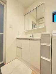 品川区西品川１丁目　中古一戸建て　9,780万円　 建物画像1