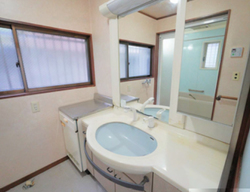 世田谷区野沢２丁目　中古一戸建て　9,980万円　　 建物画像1
