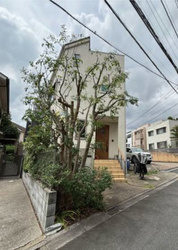 世田谷区岡本１丁目　中古一戸建て　11,000万円 建物画像1