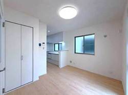 世田谷区給田４丁目　中古一戸建て　9,490万円　 建物画像1